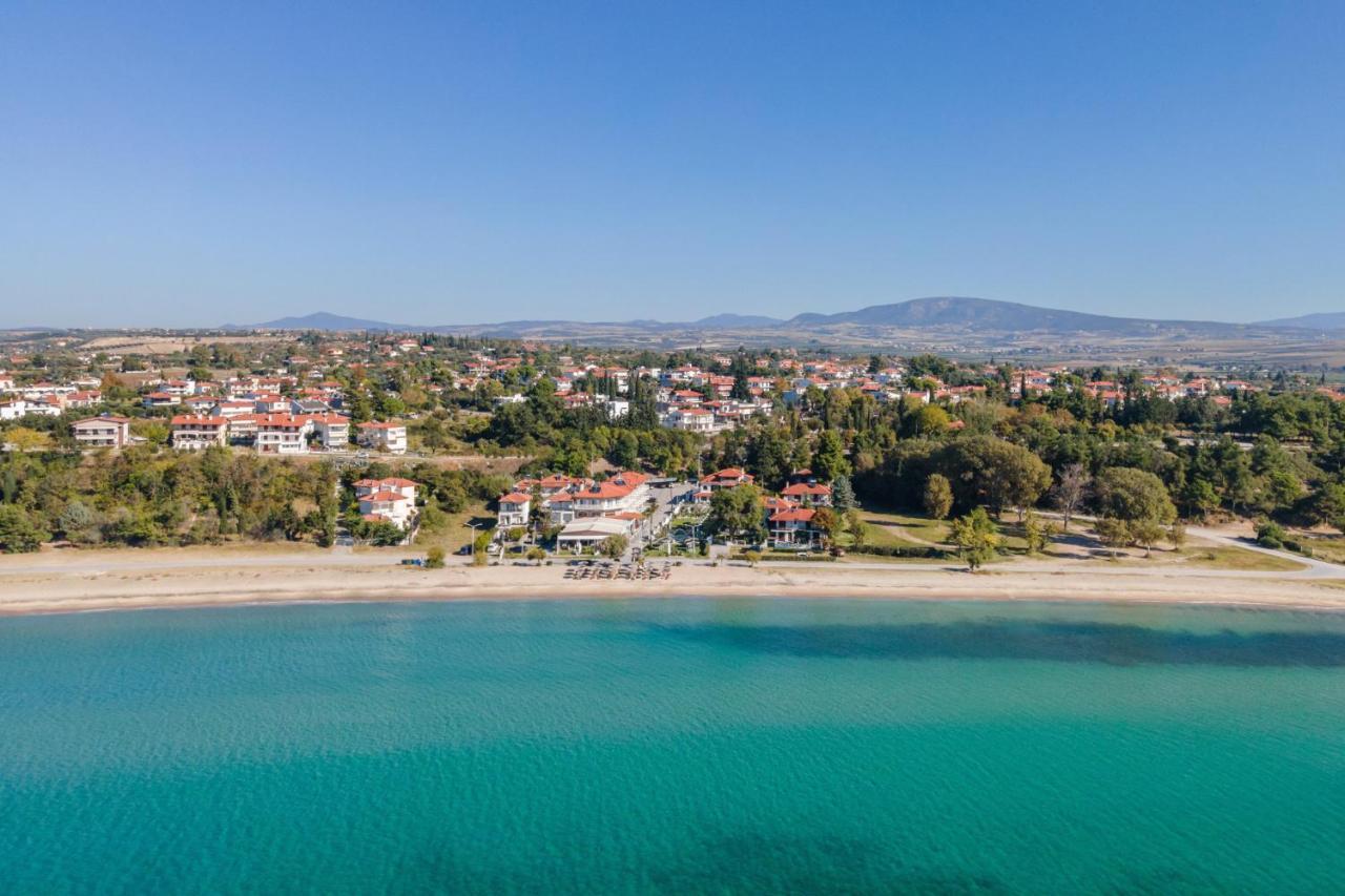 Beach Front Vintage Villa Kalliktratis Nea Kallikrateia Екстер'єр фото