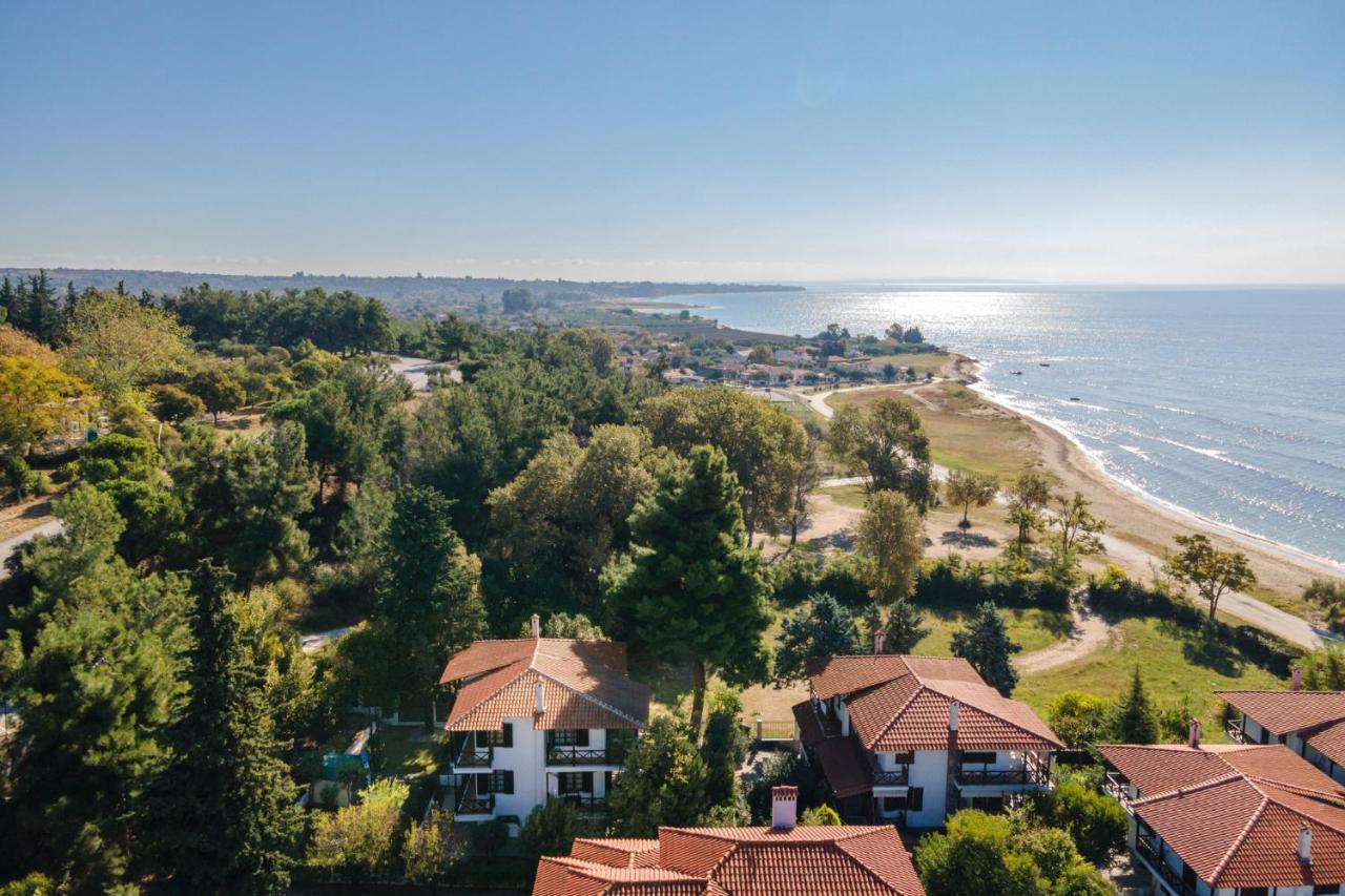 Beach Front Vintage Villa Kalliktratis Nea Kallikrateia Екстер'єр фото