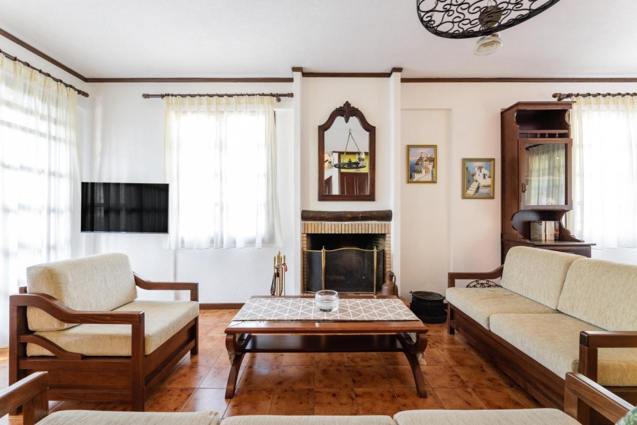 Beach Front Vintage Villa Kalliktratis Nea Kallikrateia Екстер'єр фото